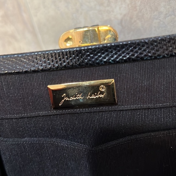 Vintage~Judith Leiber~Black Snake Skin with Gold and Carnelian stones clasp bag - Picture 5 of 9